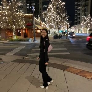 Meet your Posher, Amy